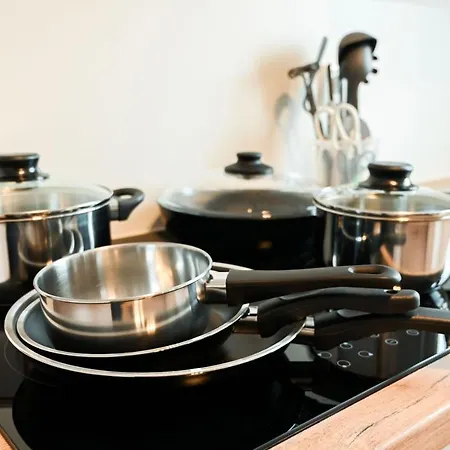 Apartment 50qm In Zentral Gelegen Mit Hohen Decken - Beuys - Krefeld