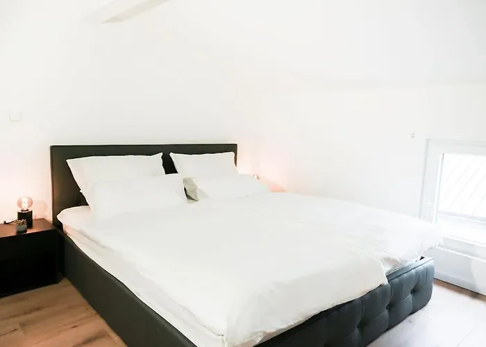 50qm In Zentral Gelegen Mit Hohen Decken - Beuys - Apartment *